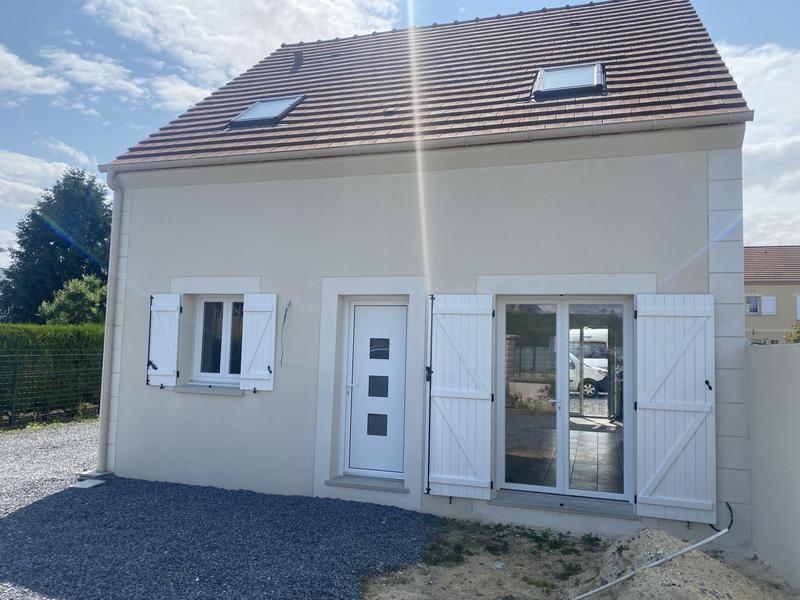 Maison traditionnelle - 100 m² - 5 pièces