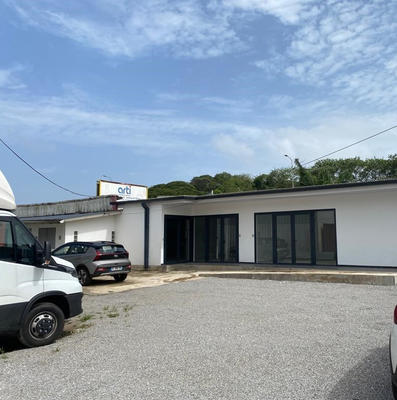 Local commercial - 118 m²