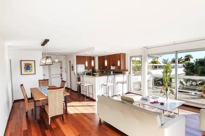 Appartement - 90 m² - 3 pièces