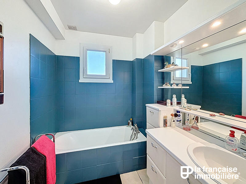 Maison - 121 m² - 5 pièces