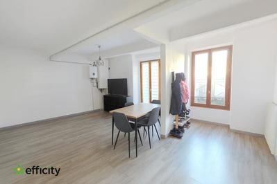 Appartement - 83 m² - 3 pièces