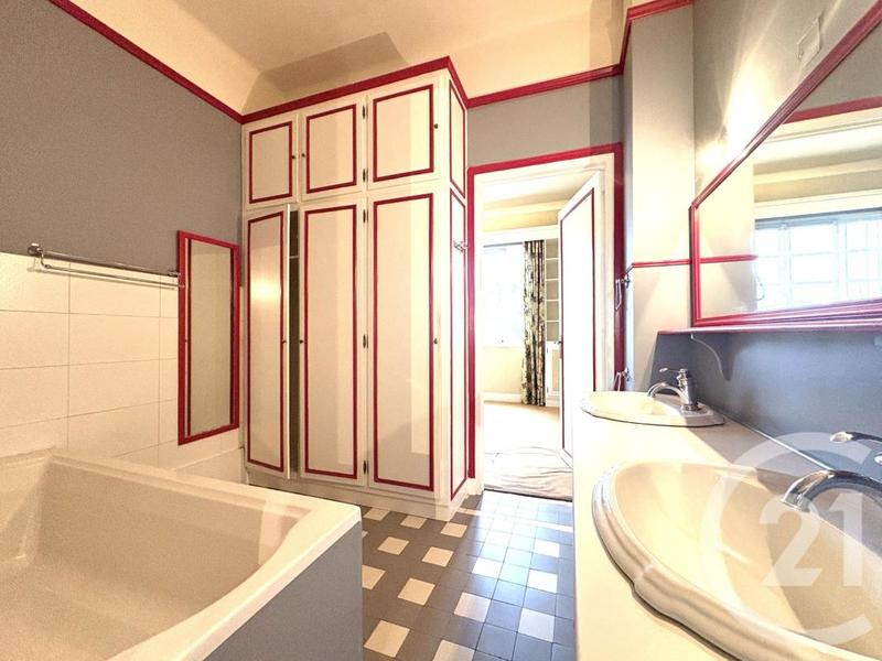 Appartement - 114 m² - 4 pièces