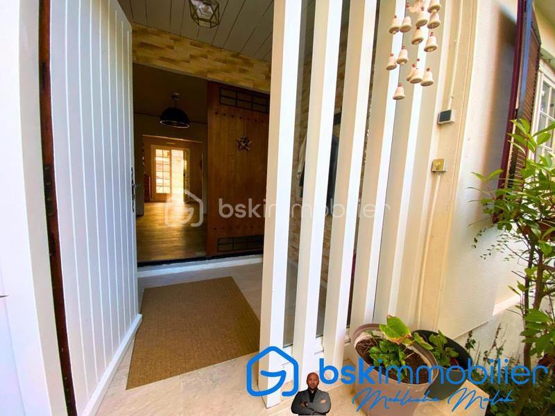 Maison - 175 m² - 7 pièces