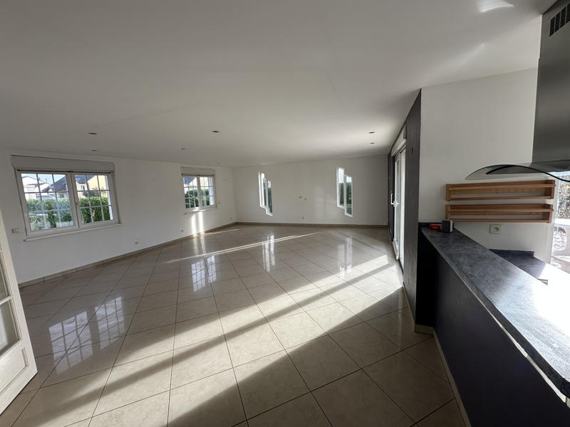 Maison - 170 m² - 5 pièces