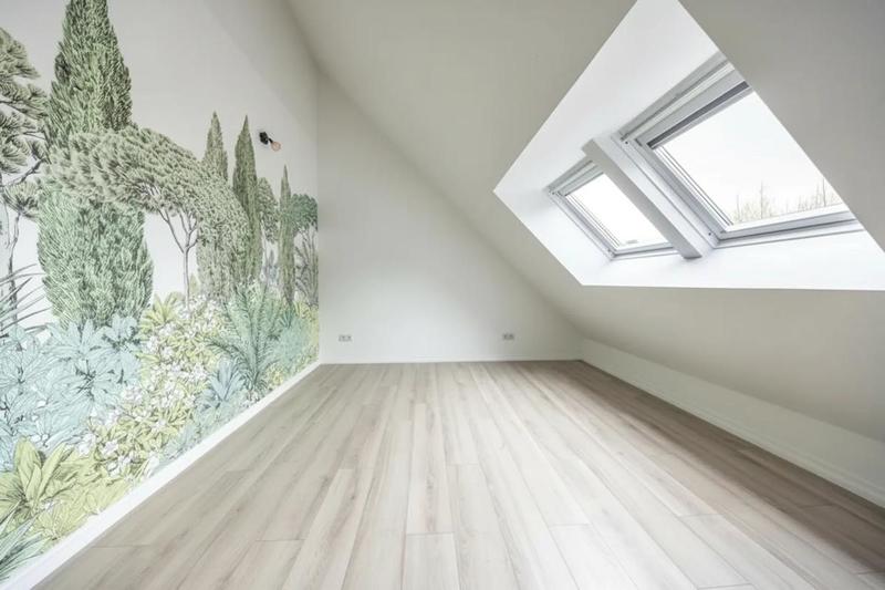 Maison - 250 m² - 8 pièces