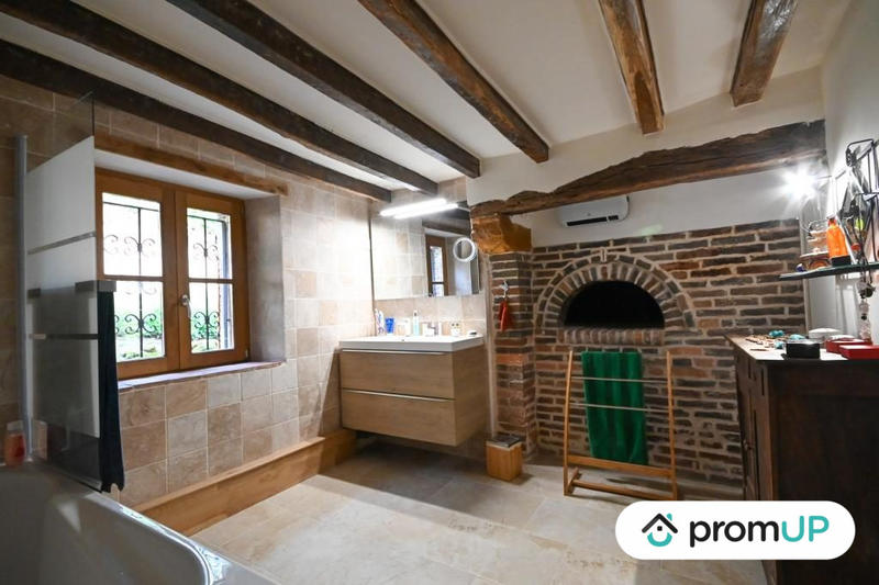 Maison ancienne - 240 m² - 8 pièces