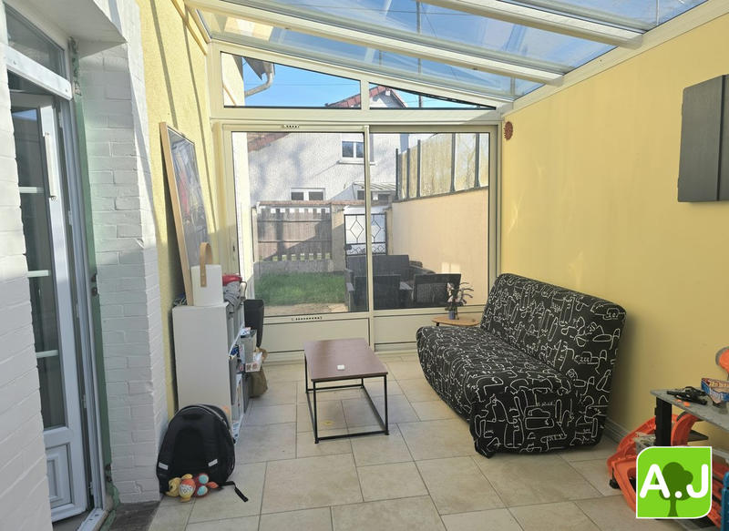 Maison - 104 m² - 4 pièces