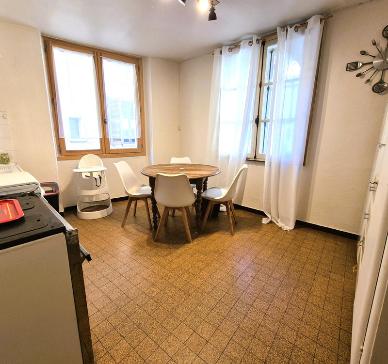 Maison - 151 m² - 6 pièces