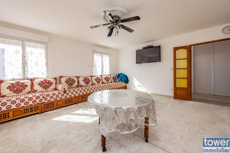 Maison - 111 m² - 5 pièces