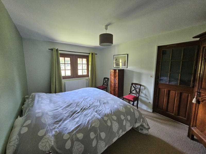 Maison - 260 m² - 8 pièces