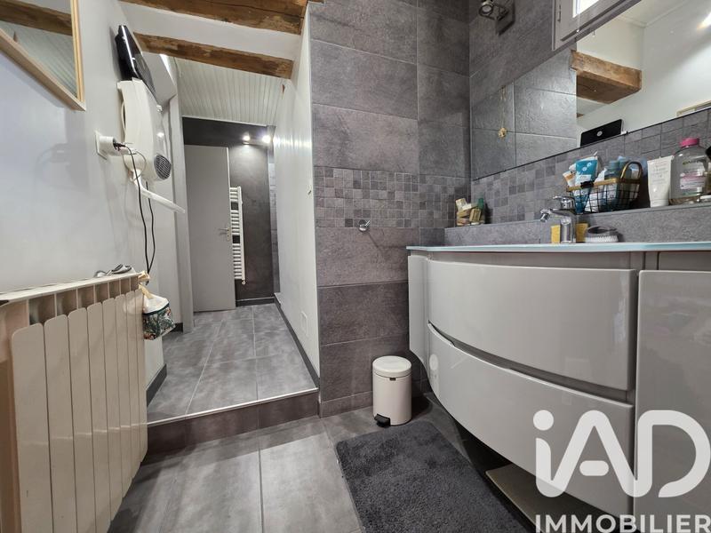 Maison - 246 m² - 6 pièces