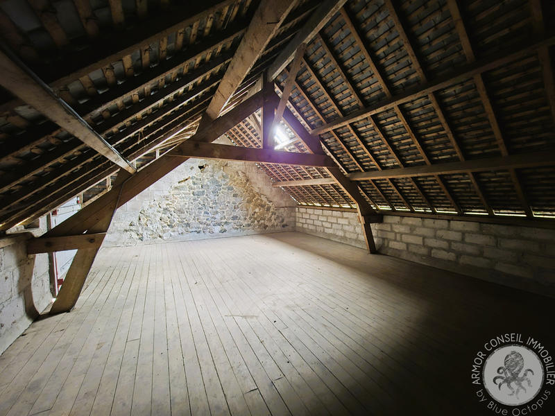 Maison - 103 m² - 4 pièces