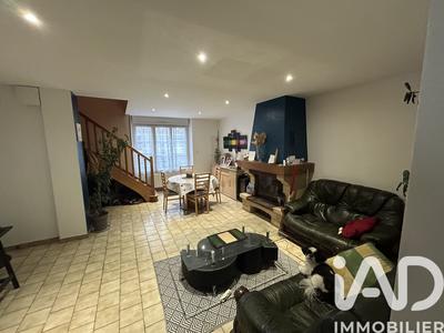 Maison - 101 m² - 6 pièces