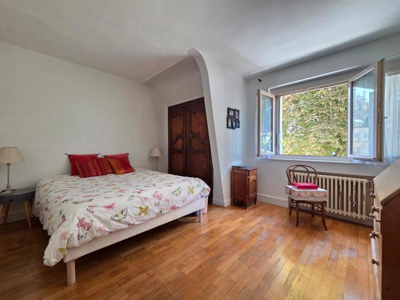 Maison ancienne - 200 m² - 8 pièces