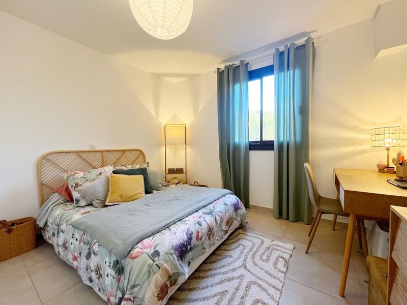 Appartement - 81 m² - 3 pièces