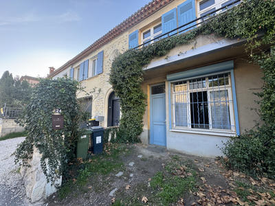 Maison - 87 m² - 5 pièces