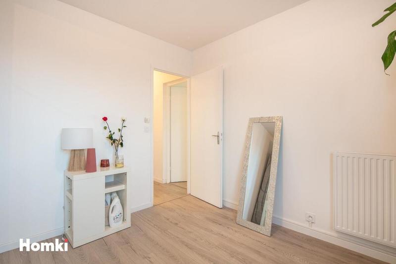 Appartement - 79 m² - 4 pièces