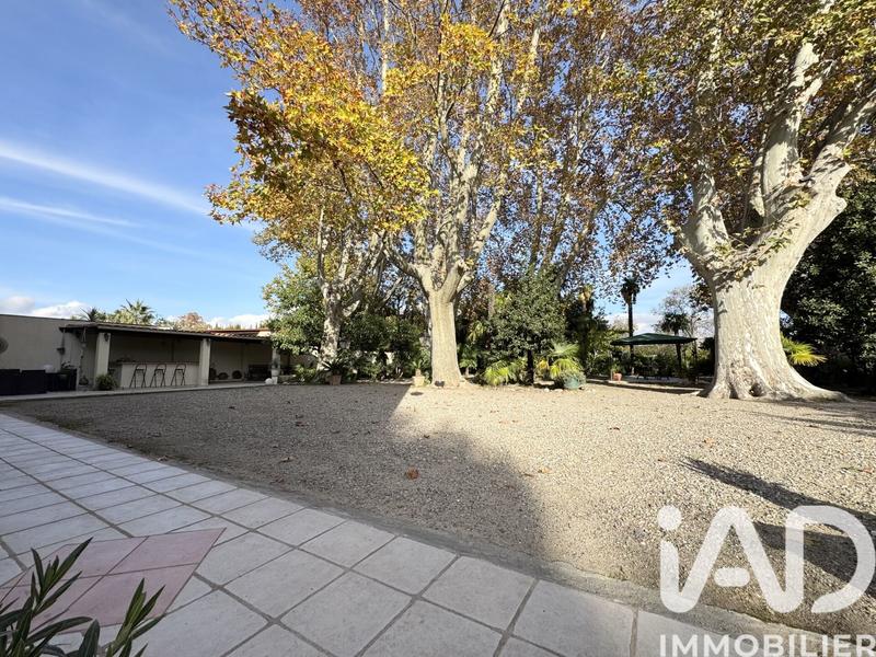 Maison - 328 m² - 6 pièces