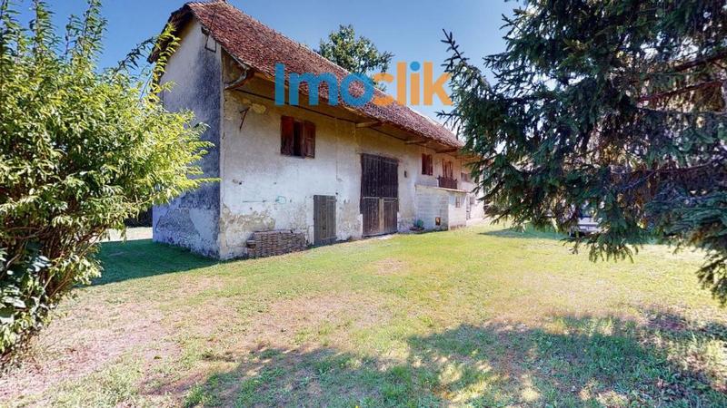 Propriété - 338 m² - 10 pièces