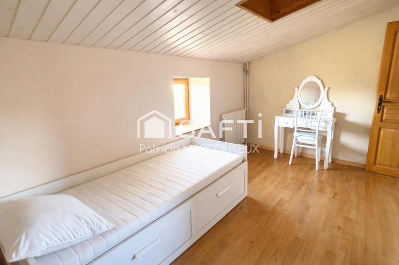 Maison - 400 m² - 10 pièces