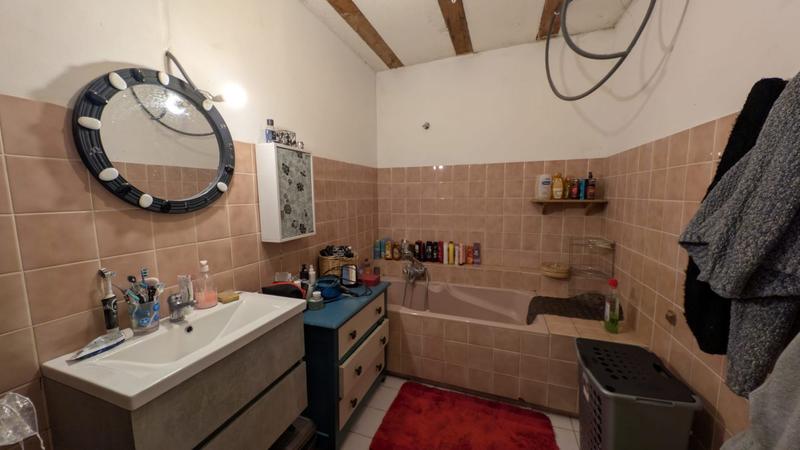 Maison - 239 m² - 8 pièces