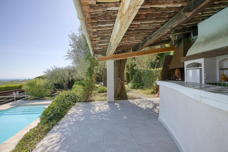 Maison - 161 m² - 5 pièces