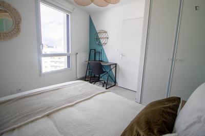 Chambre - 10 m² - 5 pièces