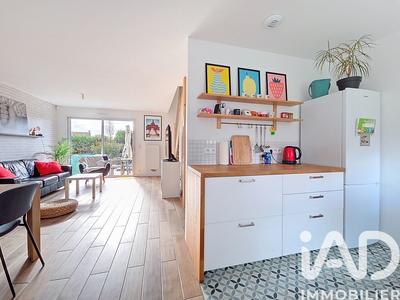 Maison - 94 m² - 5 pièces