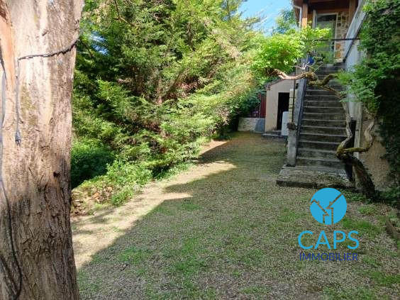 Maison - 96 m² - 4 pièces