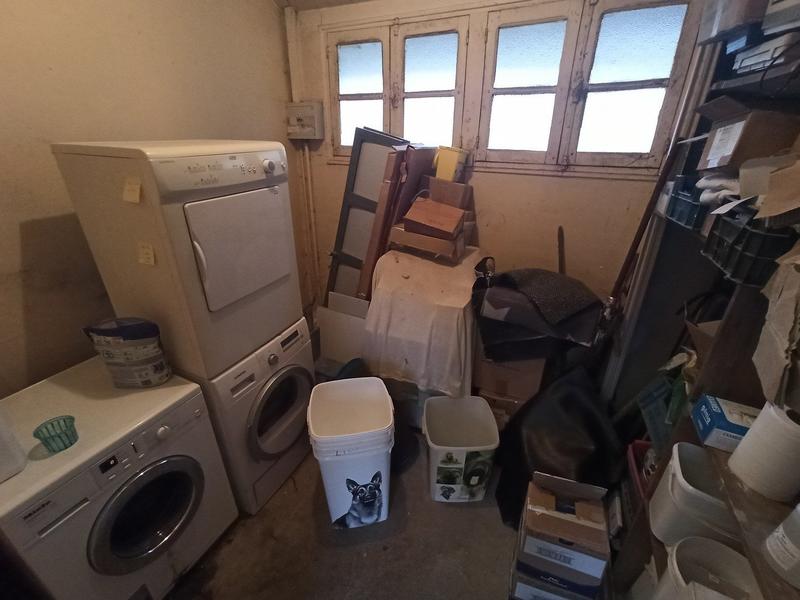 Local commercial - 170 m² - 10 pièces