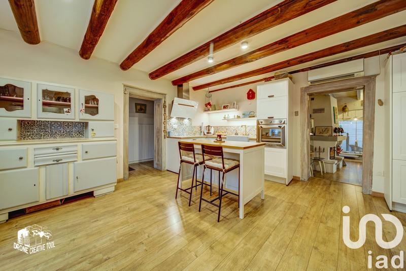 Maison de village - 210 m² - 9 pièces