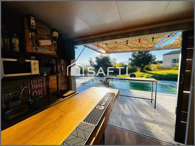 Villa - 230 m² - 6 pièces