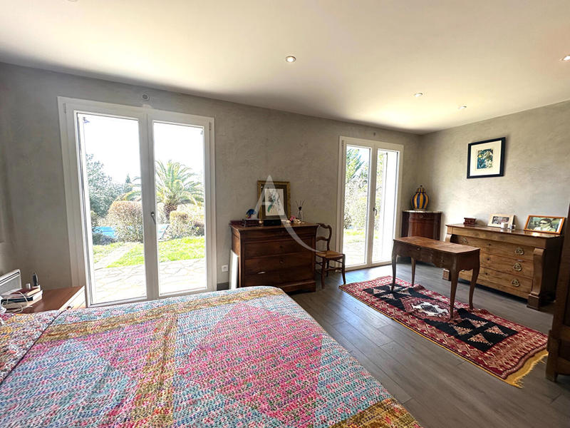 Maison - 194 m² - 5 pièces