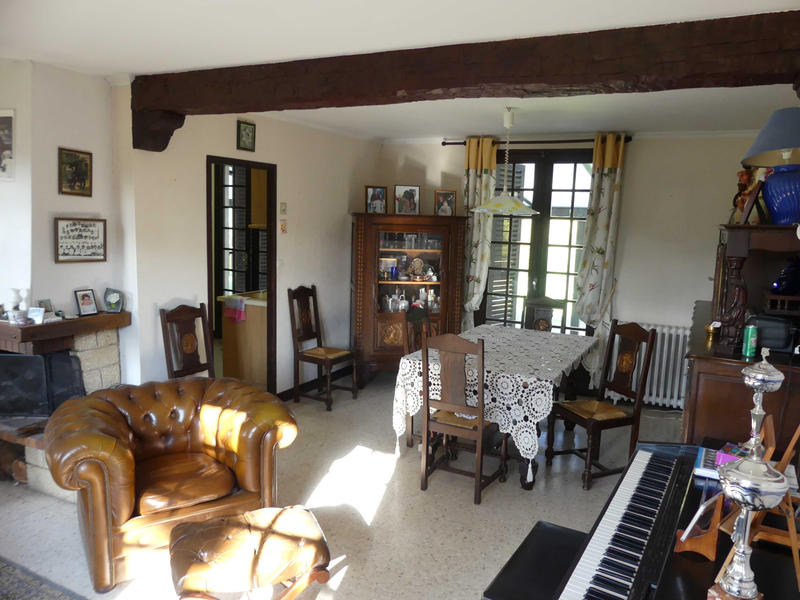 Maison - 82 m² - 5 pièces