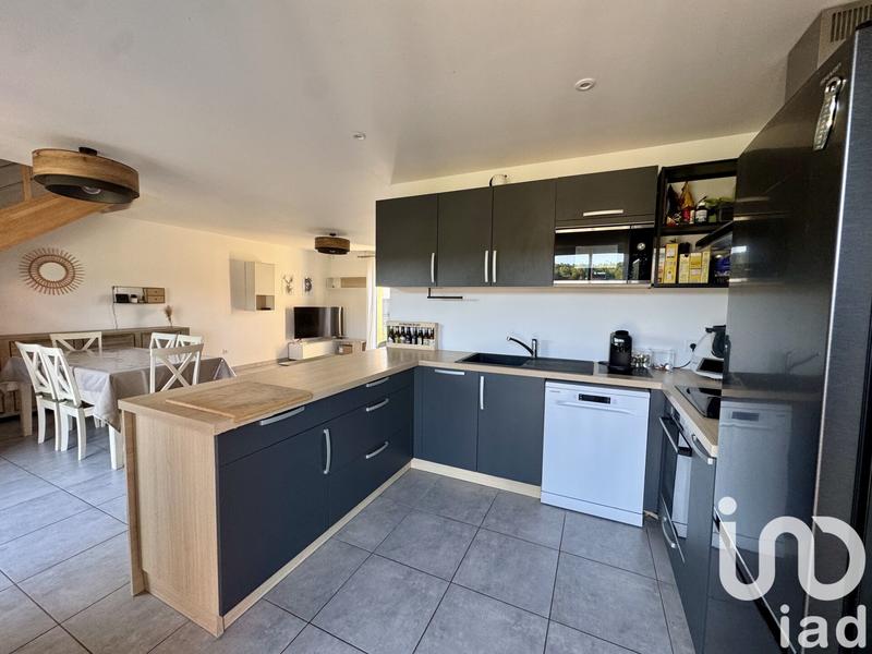 Maison - 94 m² - 5 pièces