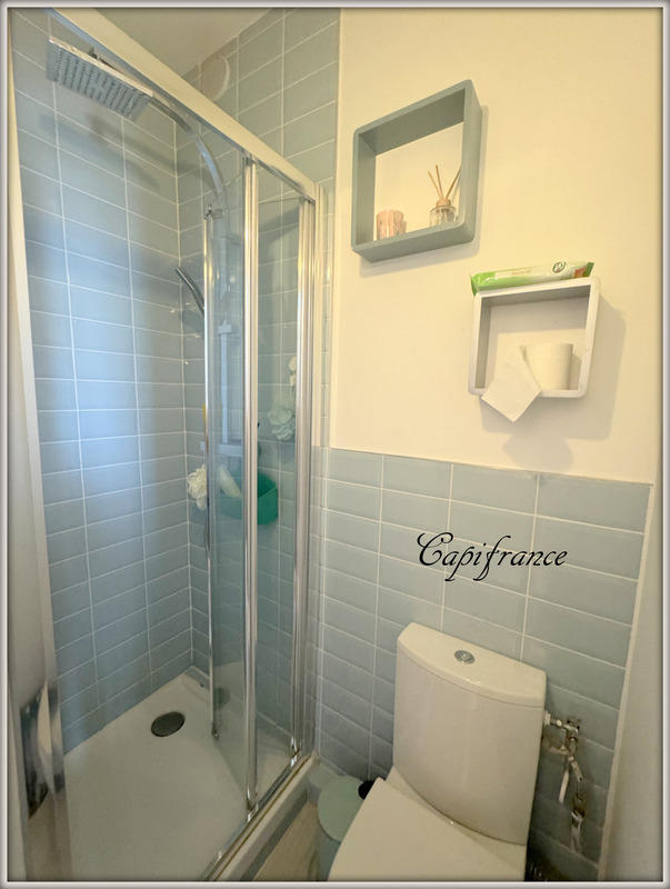 Maison - 99 m² - 5 pièces