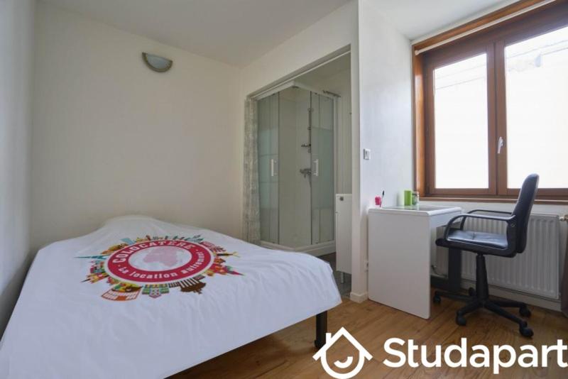 Chambre - 15 m² - 1 pièce