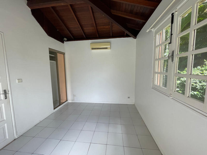 Appartement - 180 m² - 5 pièces