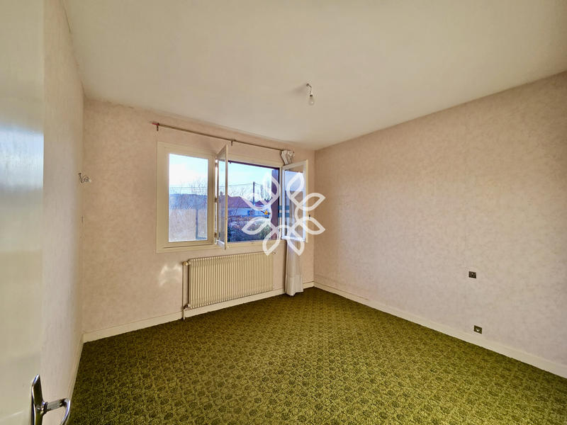 Maison - 146 m² - 9 pièces