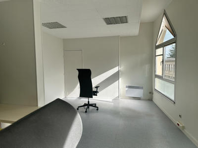 Bureau - 173 m²