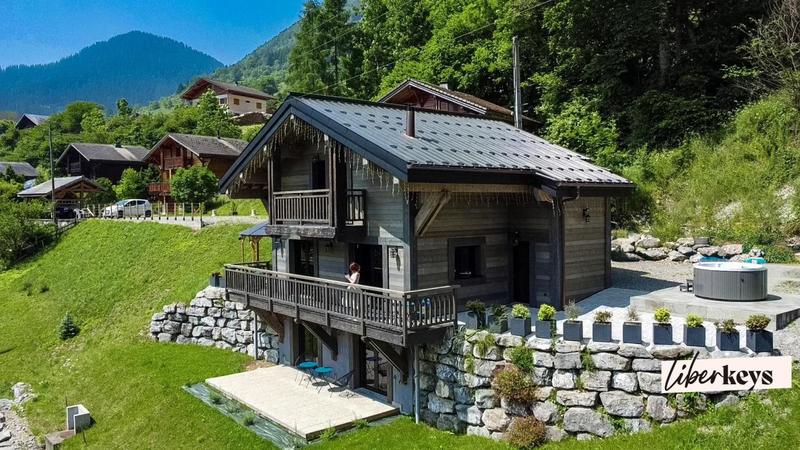 Châlet - 148 m² - 7 pièces