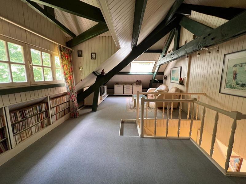 Maison - 166 m² - 5 pièces