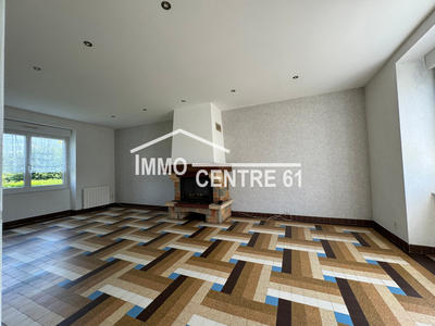 Maison - 121 m² - 5 pièces