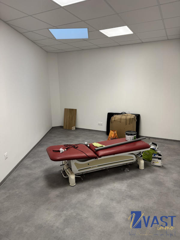 Local d'activités - 47 m² - 3 pièces