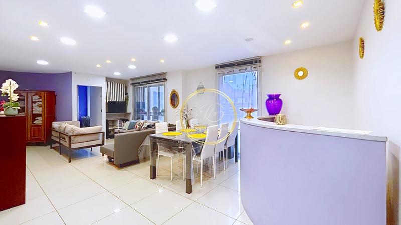 Appartement - 91 m² - 4 pièces