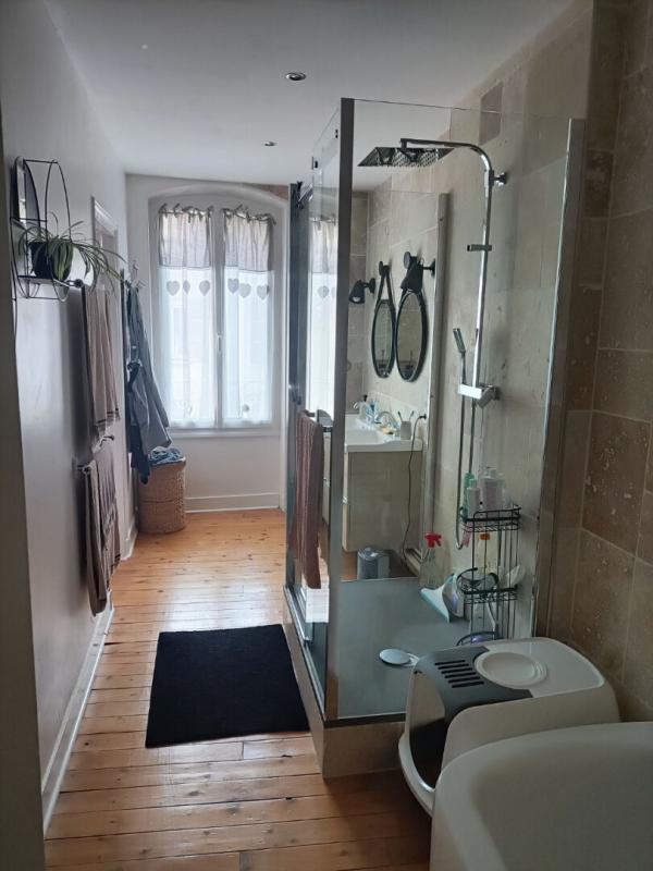 Maison - 180 m² - 7 pièces