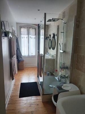 Maison - 180 m² - 7 pièces