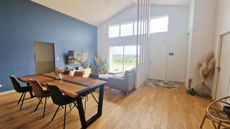 Maison - 133 m² - 5 pièces