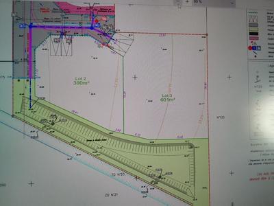 Terrain constructible - 601 m²