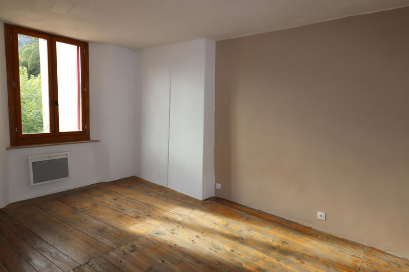 Appartement - 89 m² - 3 pièces